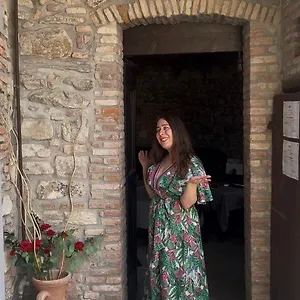 Bed & Breakfast La Corte And Restaurant - Free Parking - 10 Minutes To The And Centre, Tavernerio